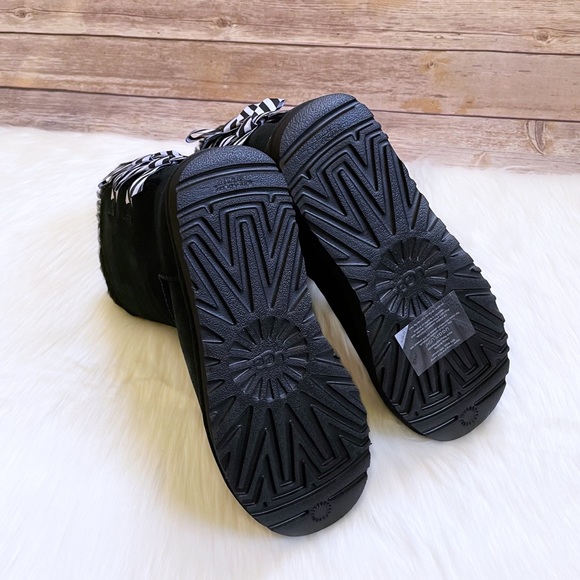 UGG Bailey Bow Diagonal Stripes Black Boots - Picture 8 of 9